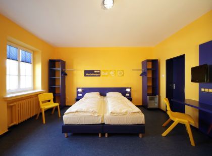 Bed'NBudget Expo-Hostel Rooms