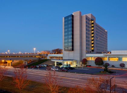 Hyatt Regency Pittsburgh Intl Airport