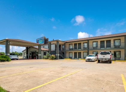 Econo Lodge Lake Charles University Area