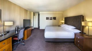hyatt-regency-chicago