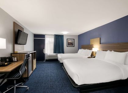 SureStay Plus Hotel by Best Western Pigeon Forge