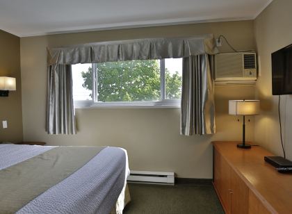 Diplomat Motel