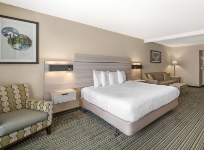 Best Western Plus Twin View Inn Suites
