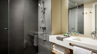 hotel-raval-house