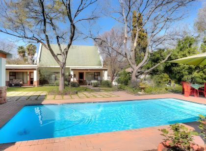 Sunninghill Guest Lodges