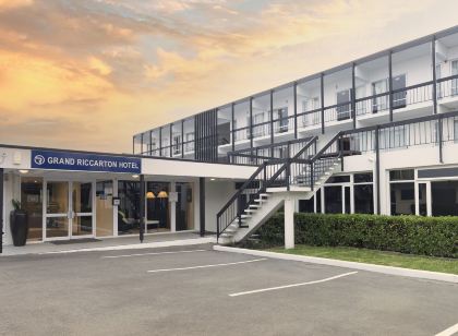 Grand Riccarton Hotel