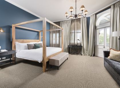 The National Hotel