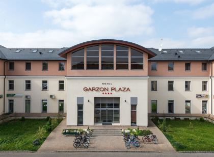Hotel Garzon Plaza