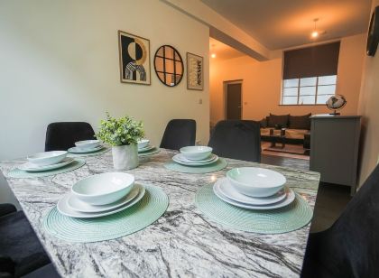 Sleeps8-Familyfriendly-4Bed-Centralsheffield