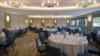 four-points-by-sheraton-boston-newton