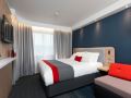 holiday-inn-express-london-hammersmith-an-ihg-hotel