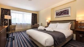 ten-bompas-hotel