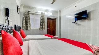 oyo-hotel-golden-pride