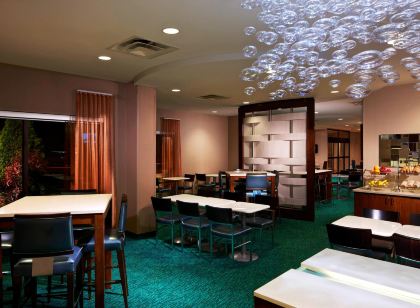 SpringHill Suites by Marriott Newark International Airport