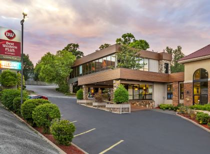 Best Western Plus Landing View Inn Suites