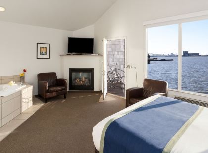 South Pier Inn