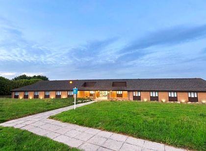 Days Inn by Wyndham Sutton Scotney South