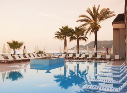 Alaaddin Beach Hotel - Adult Only
