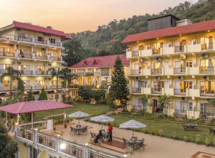 Riverside Resorts