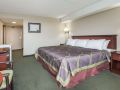 super-8-by-wyndham-mississauga