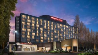 crowne-plaza-san-francisco-airport-an-ihg-hotel