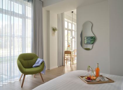 Flora Apartment Hotel