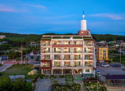 Taean Subichi Castle Pension