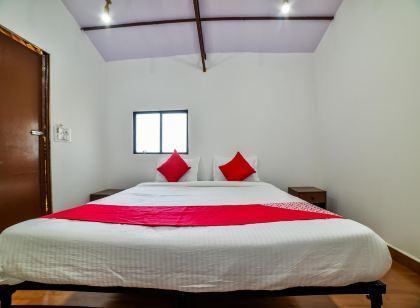 OYO 27603 Naville's Homes
