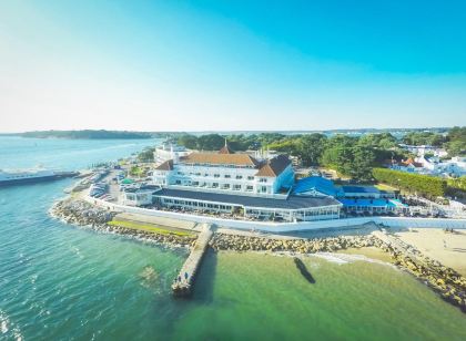 Haven Hotel