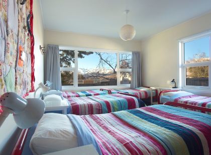 Tailor Made Tekapo Accommodation - Guesthouse & Hostel