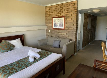 亞伯塔斯曼汽車旅館和公寓