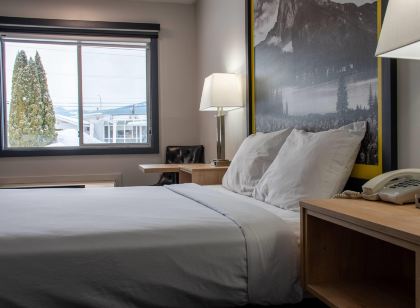 Super 8 by Wyndham Clearwater BC