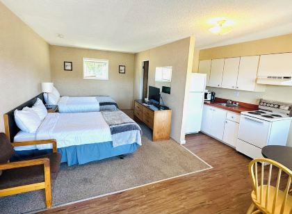 Island West Resort