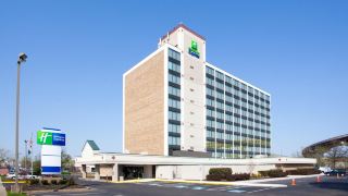 holiday-inn-express-washington-dc-sw-springfield