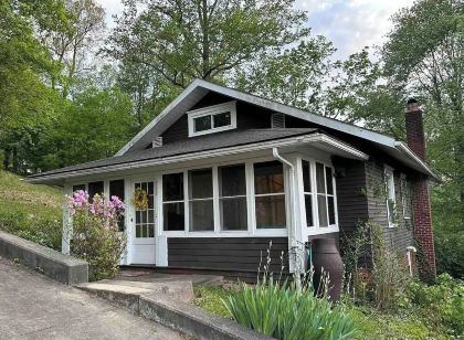 Bird's Eye View- Bungalow with Screened-in Porch and Fireplace