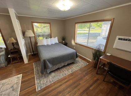 The Cascade Motel