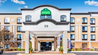 wingate-by-wyndham-schaumburg