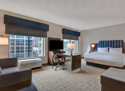Hampton Inn & Suites Nashville Downtown Capitol View