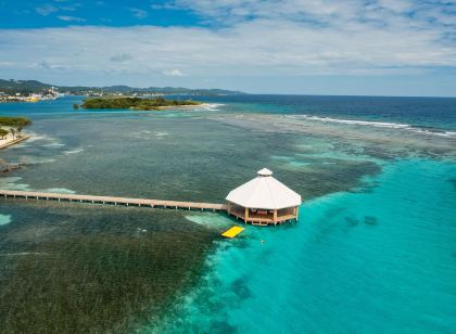 Barefoot Cay Resort