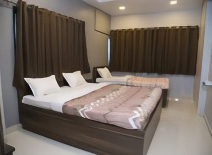 Hotel Dhruva