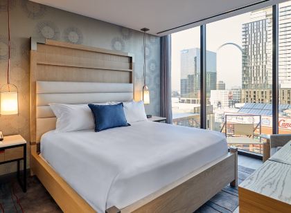 Live by Loews - St.Louis