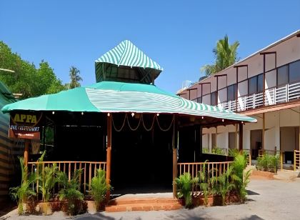 YogiTree Beach Resort & Cafe
