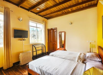 Yoho Villa Acacia