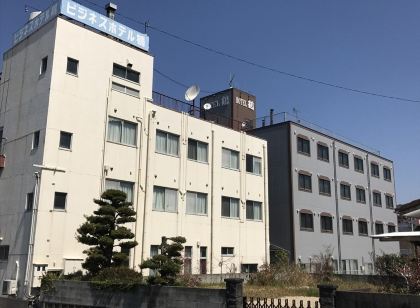 鶴商務飯店