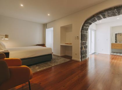 Azores Inn - Family Suites Hostel