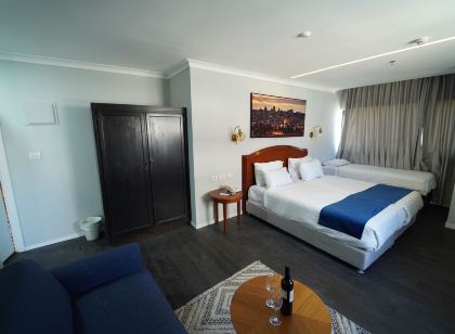 Spirit of Herzl Hotel
