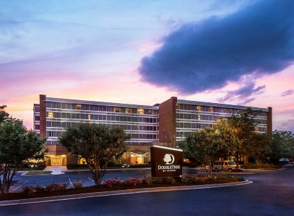 DoubleTree by Hilton Largo-Washington DC
