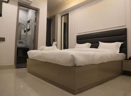 Shreeja Central