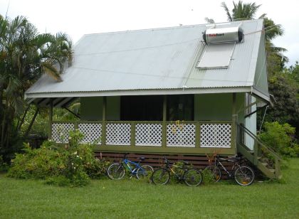 Ginas Garden Lodges, Aitutaki - 4 Self Contained Lodges in a Beautiful Garden.