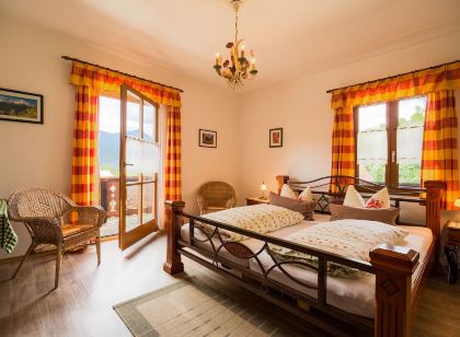 Pension FeWo Bar Gästezimmer Etzerschlössl